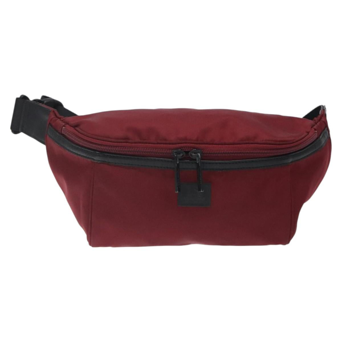 Burberry Label Nylon Shoulder Bag (Pre-Owned)