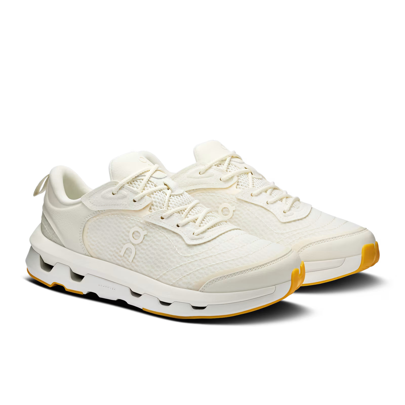 On Running Cloudzone Moon Zendaya Ivory (W)