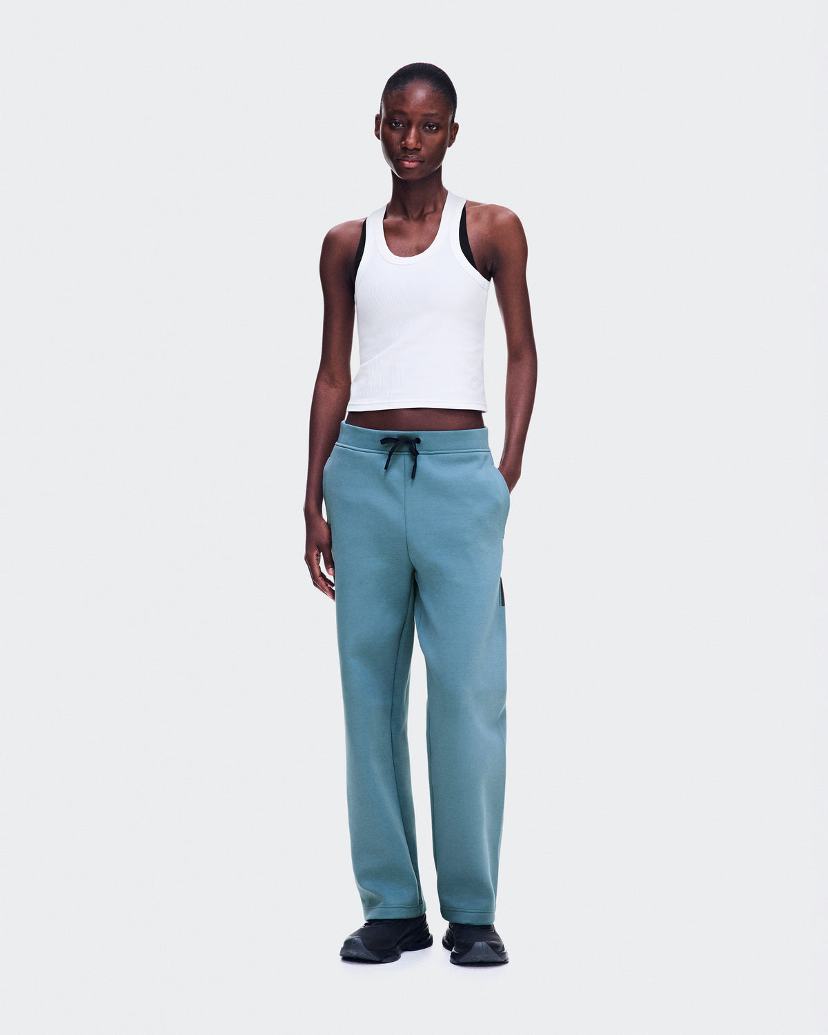 Focus Tech Sweatpants - Womens