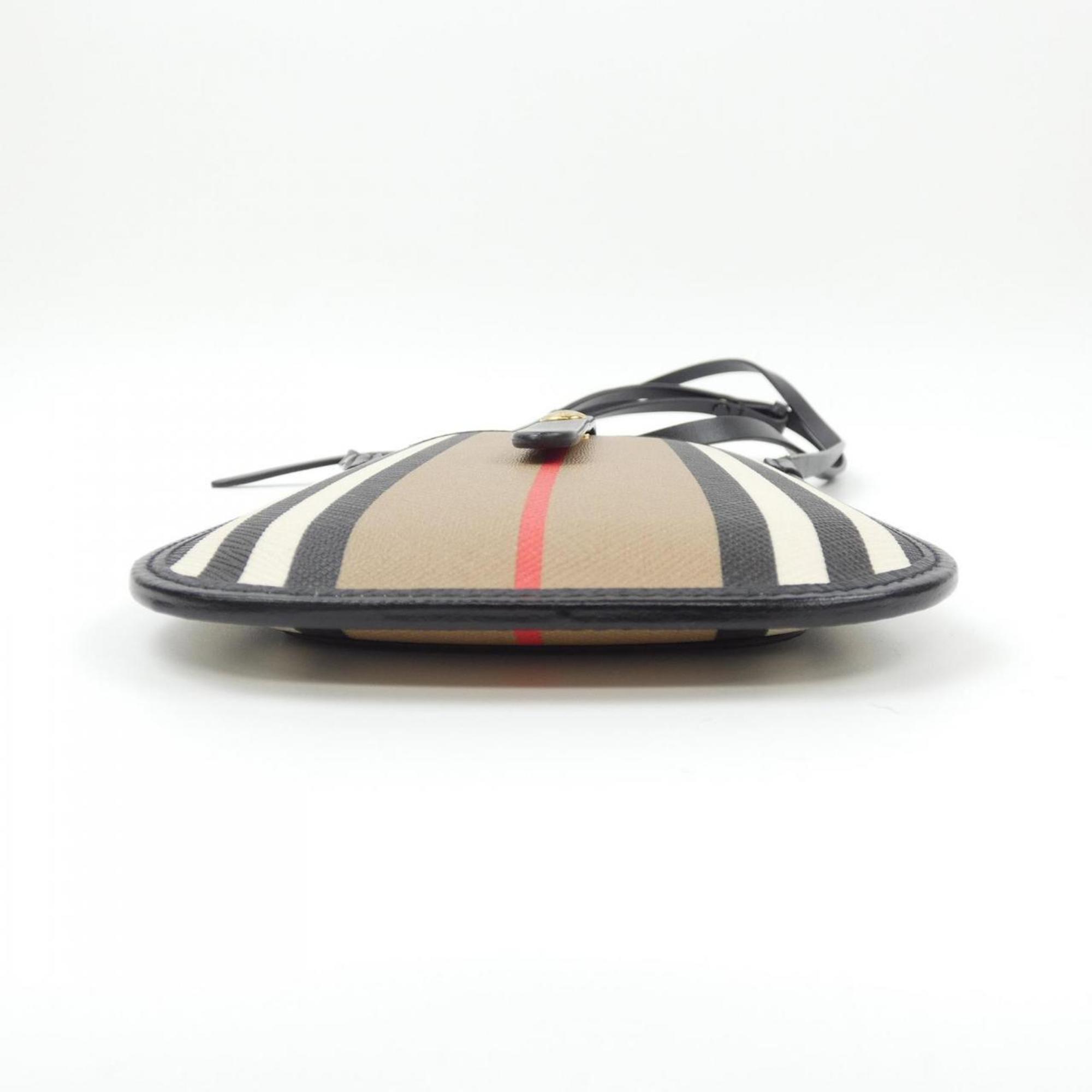 Burberry Handbag (Pre-Owned)