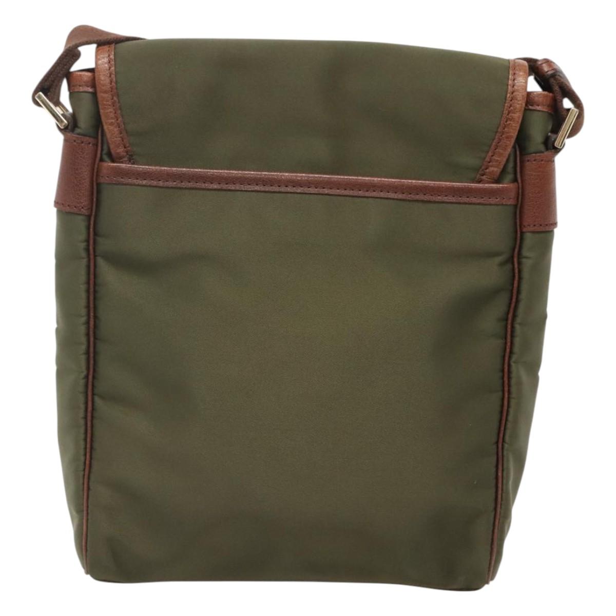 Burberry Label Nylon Shoulder Bag (Pre-Owned)
