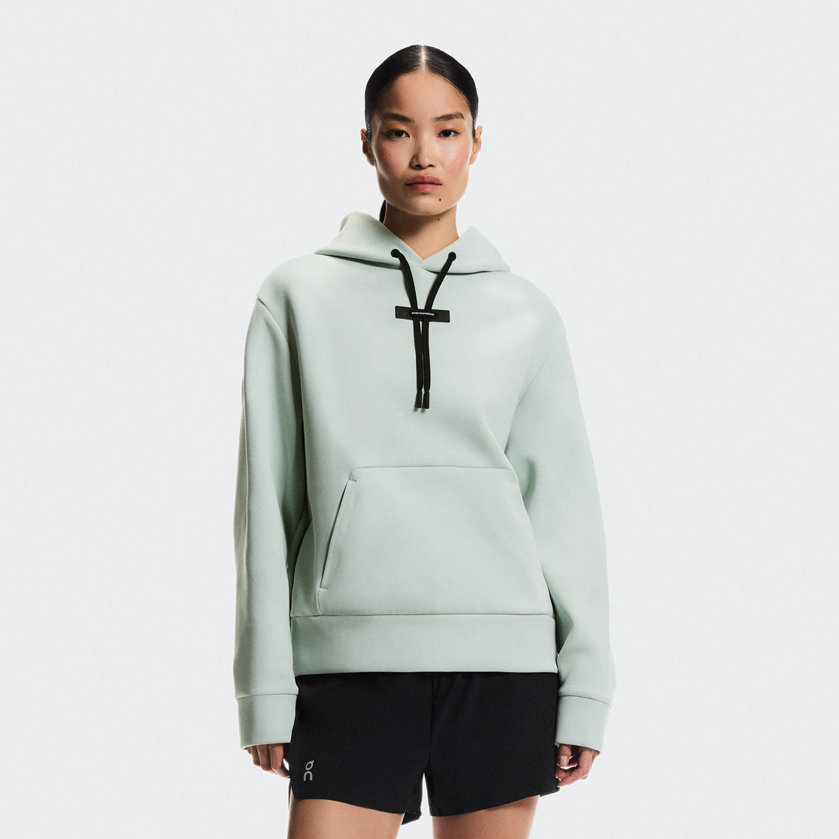 Focus Tech Hoodie - Womens