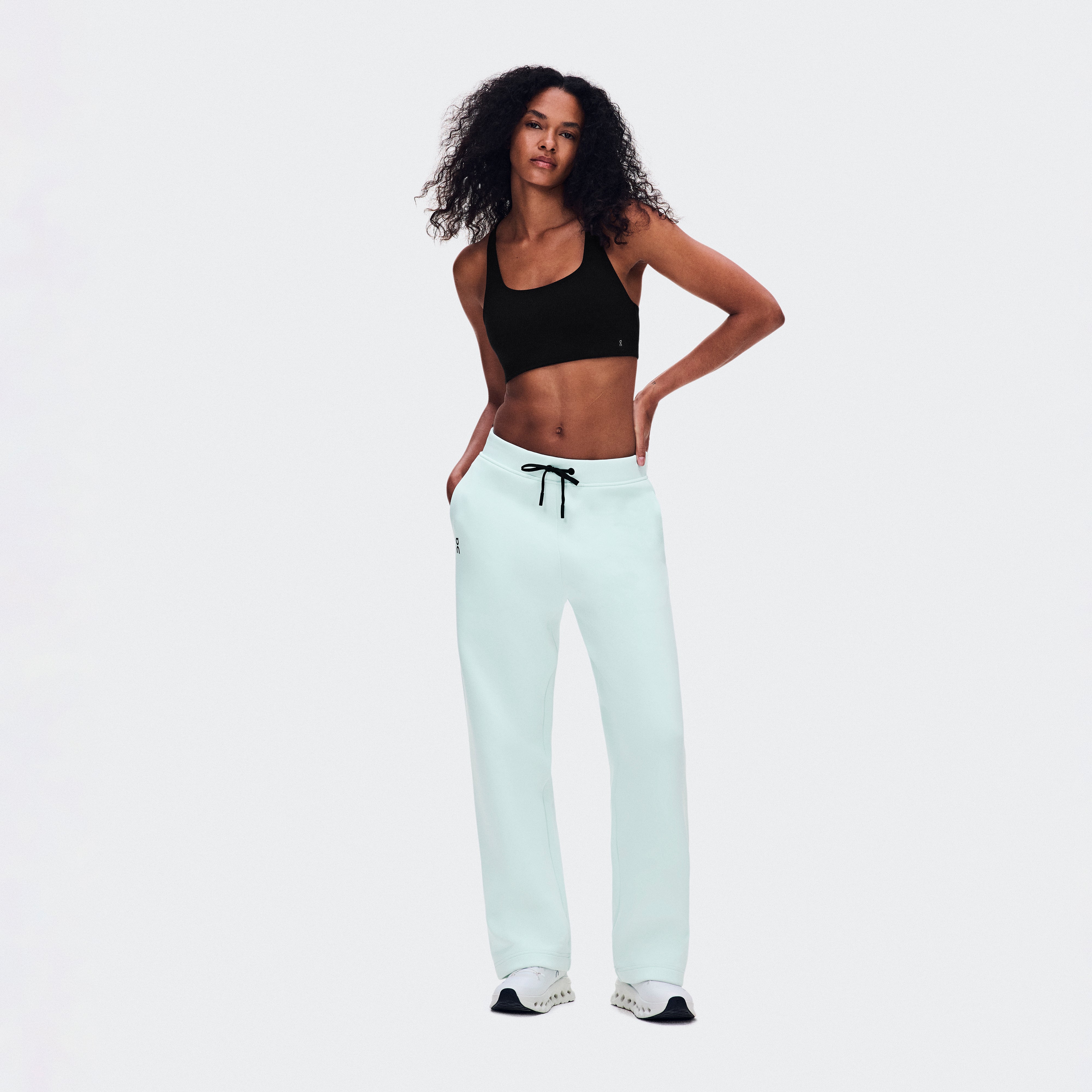 Focus Tech Sweatpants - Womens