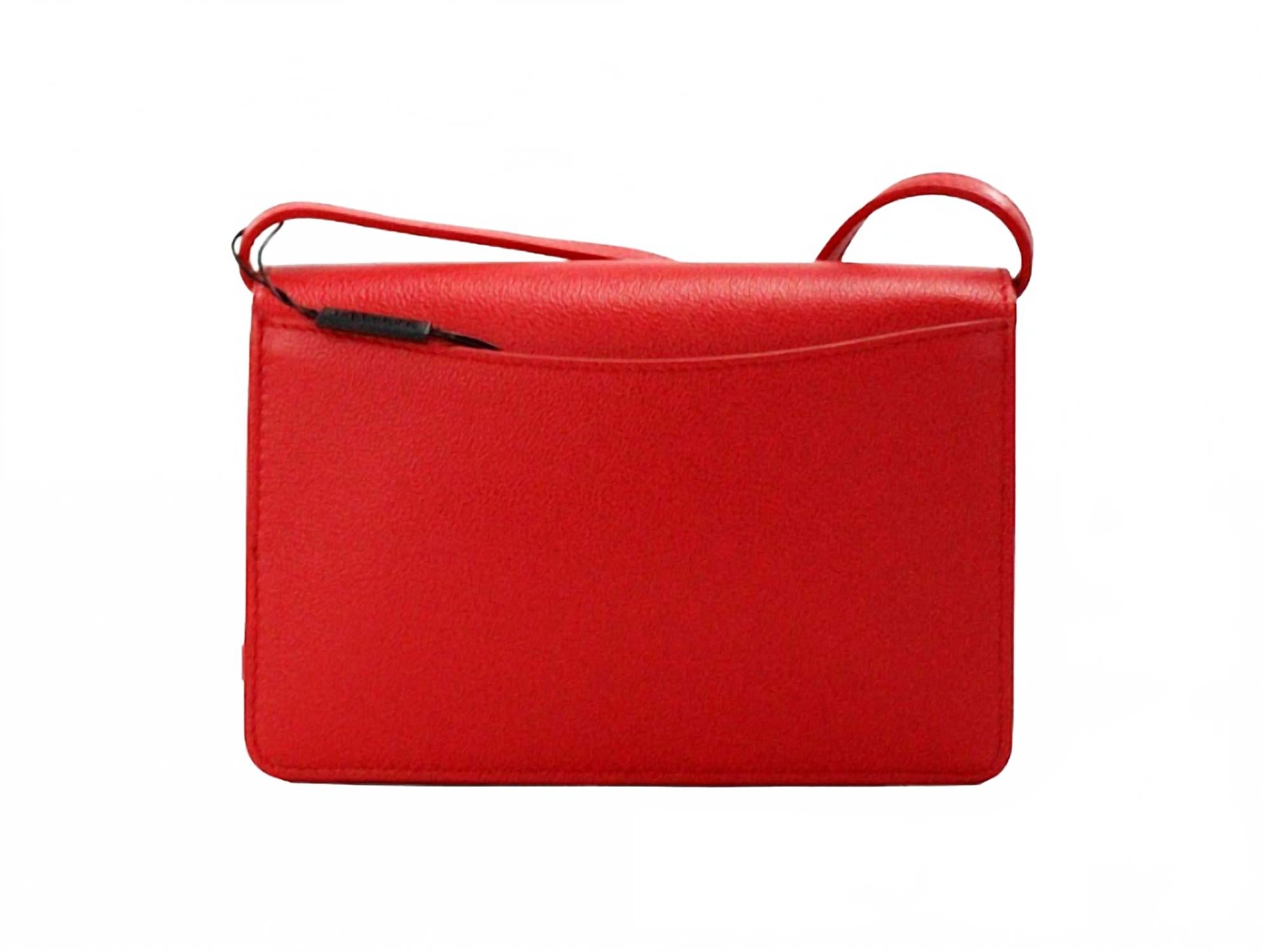 Women's Hampshire Small Embossed Logo Smooth Leather Crossbody Bag In Red