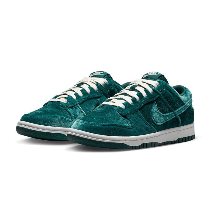 Nike Dunk Low Velvet Teal