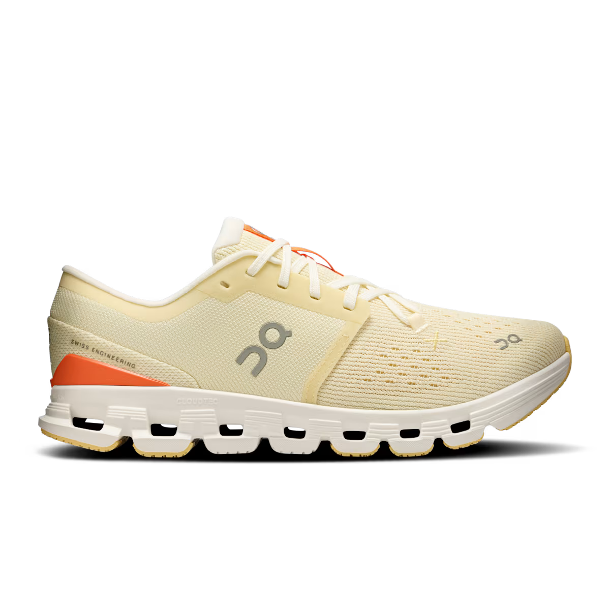 On Running Cloud X 4 Castor Flame (W)