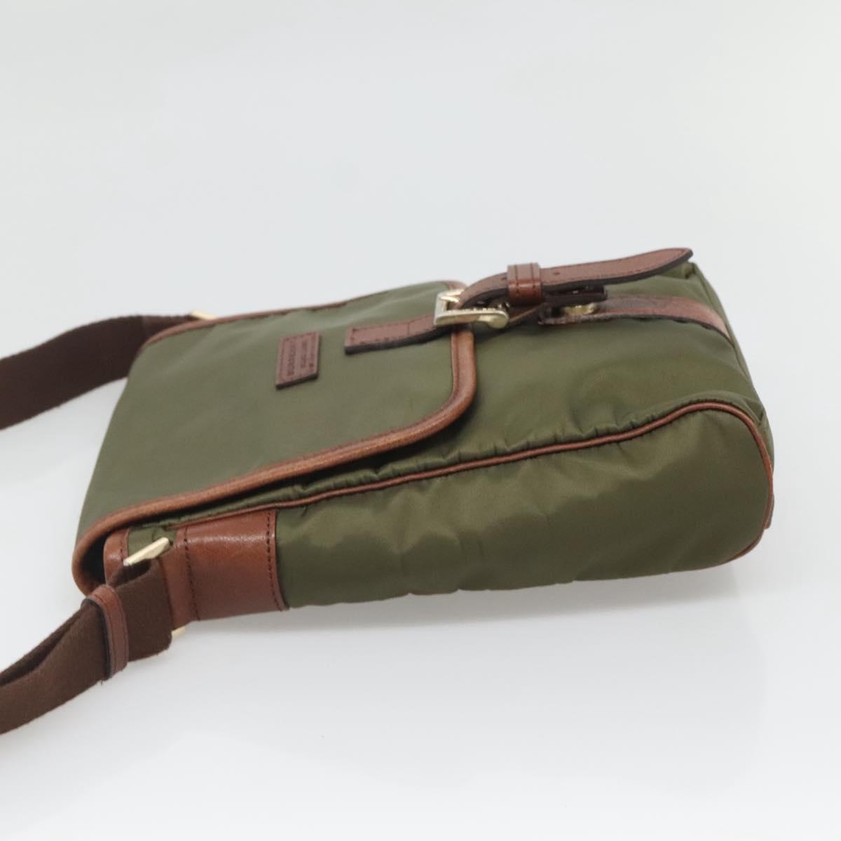 Burberry Label Nylon Shoulder Bag (Pre-Owned)