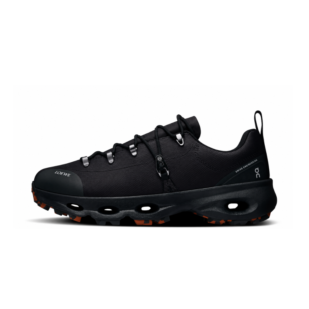 On Running Cloudsolo loewe hiker black