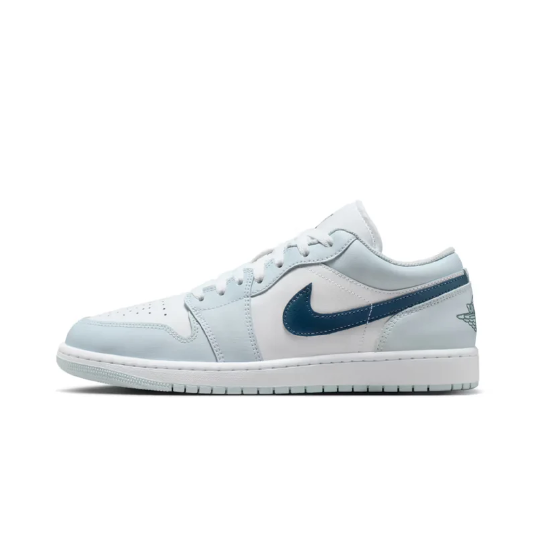 NIKE Air Jordan 1 Low Aura Squadron Blue