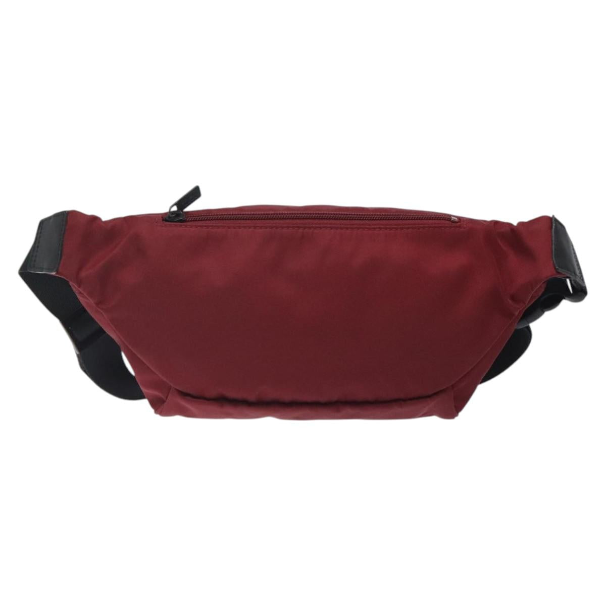 Burberry Label Nylon Shoulder Bag (Pre-Owned)