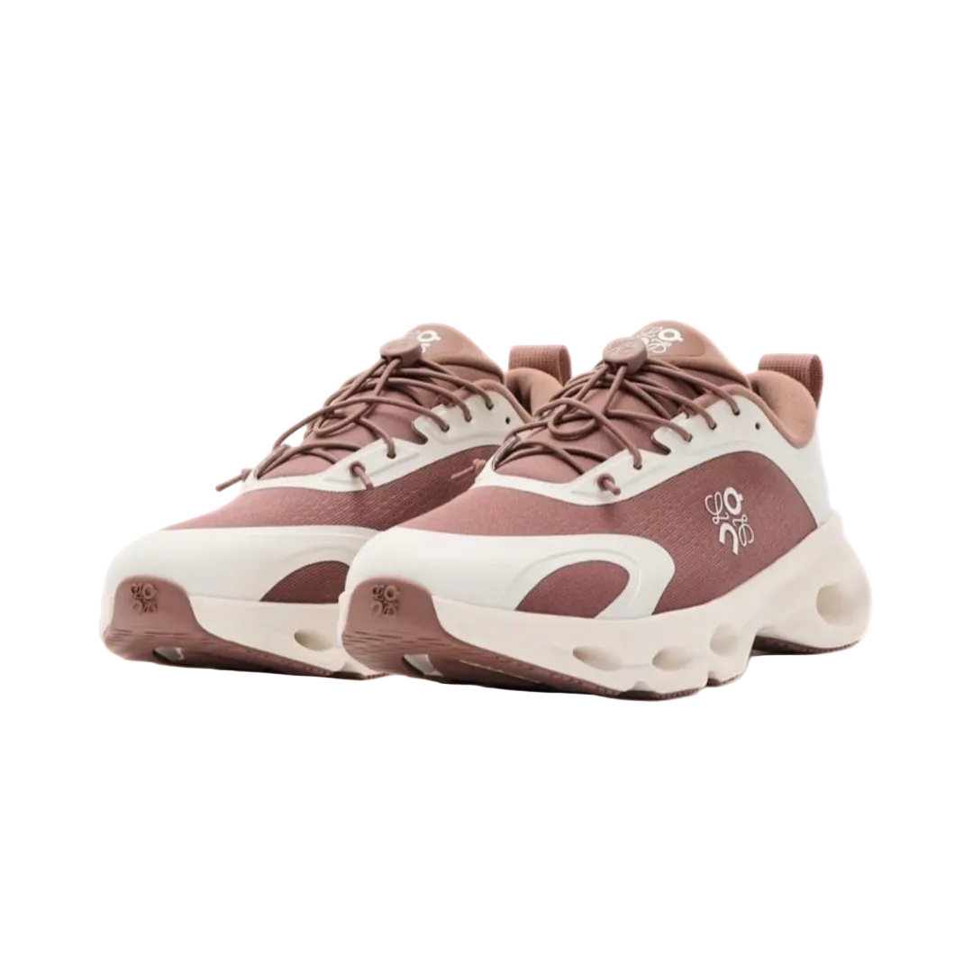 ON Running Cloudsolo Loewe Taupe Eggshell