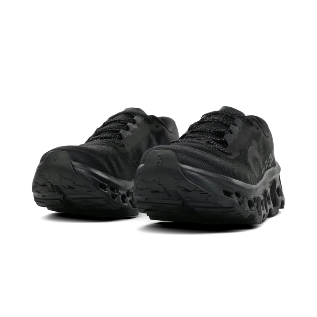 ON RUNNING CLOUDMONSTER 3 WIDE BLACK