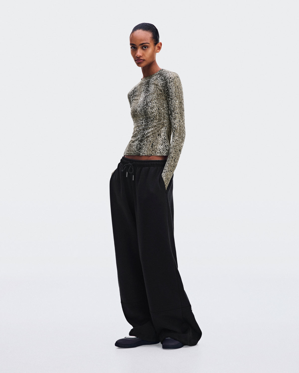 Oversized Sweatpants - Womens