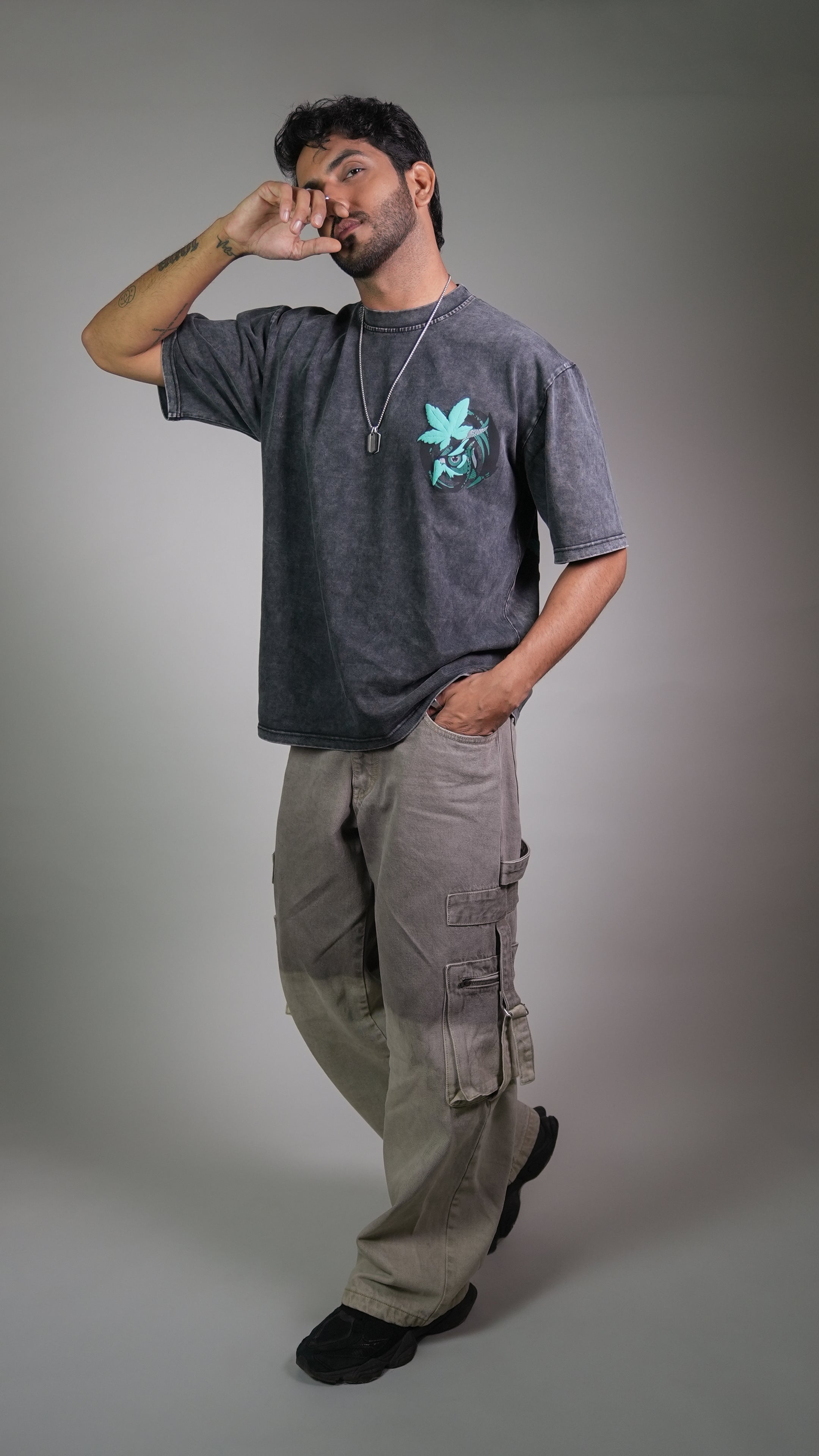 OWL VISION DARK GREY ACIDWASH MEN’S OVERSIZED T-SHIRT