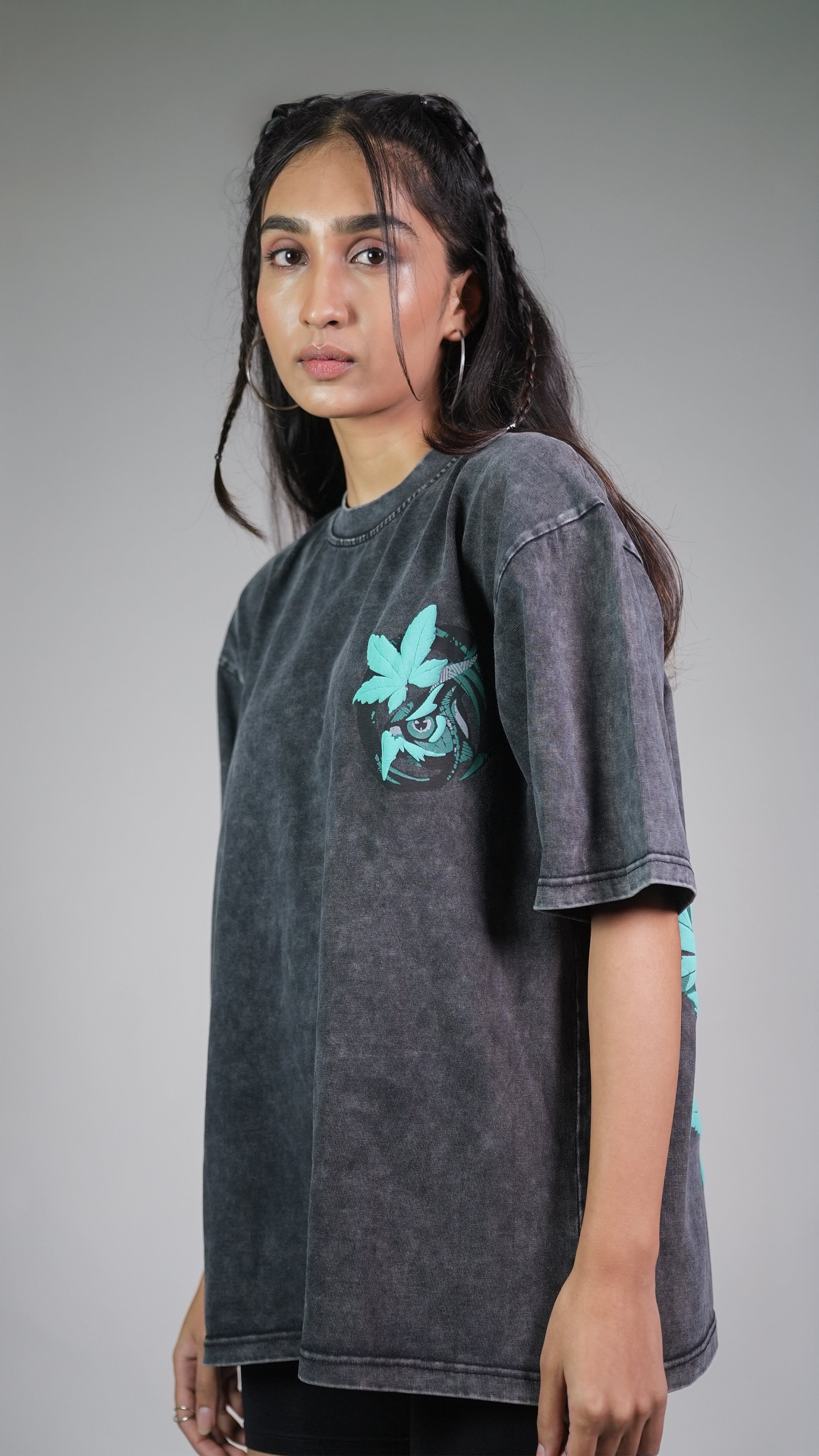 OWL VISION DARK GREY ACIDWASH WOMEN’S OVERSIZED T-SHIRT