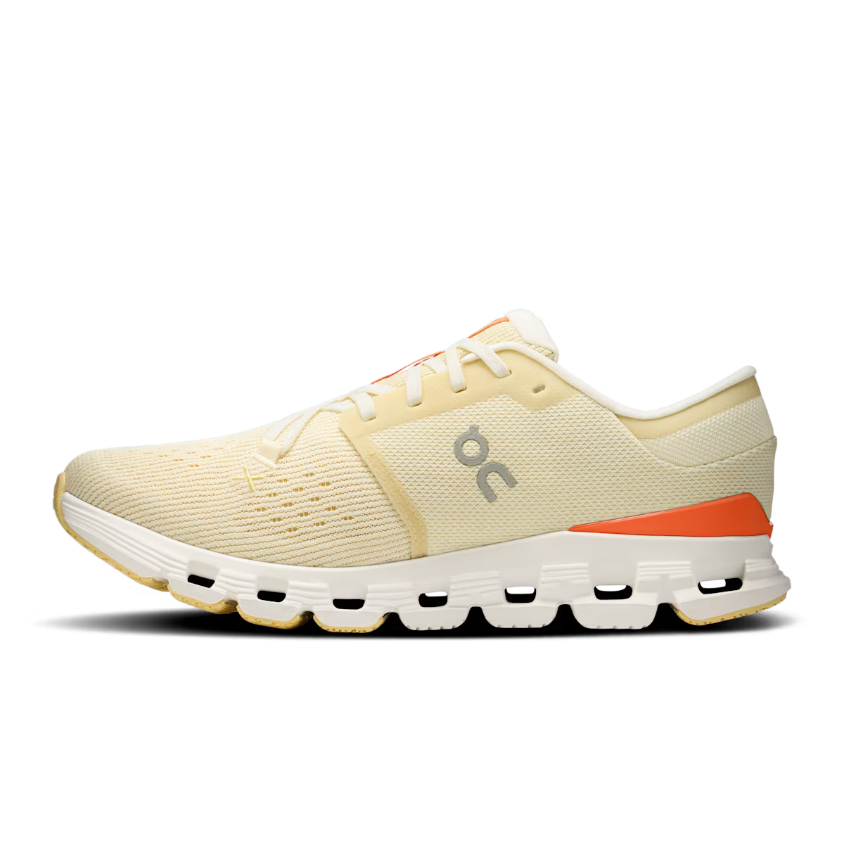 On Running Cloud X 4 Castor Flame (W)