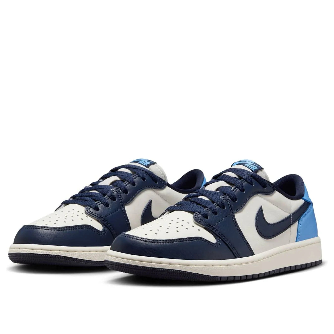 Air Jordan 1 Low OG Obsidian UNC