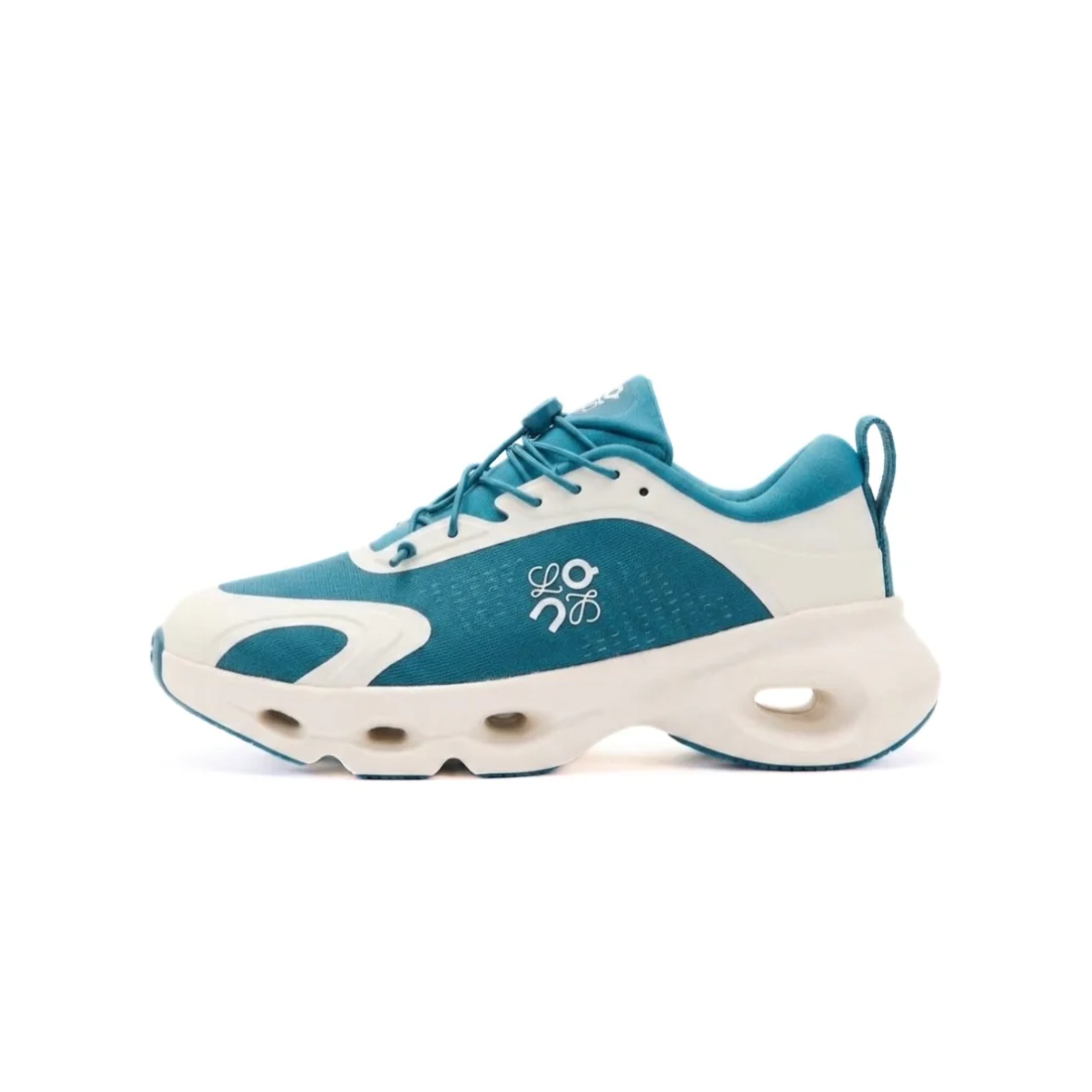 ON Running Cloudsolo Loewe