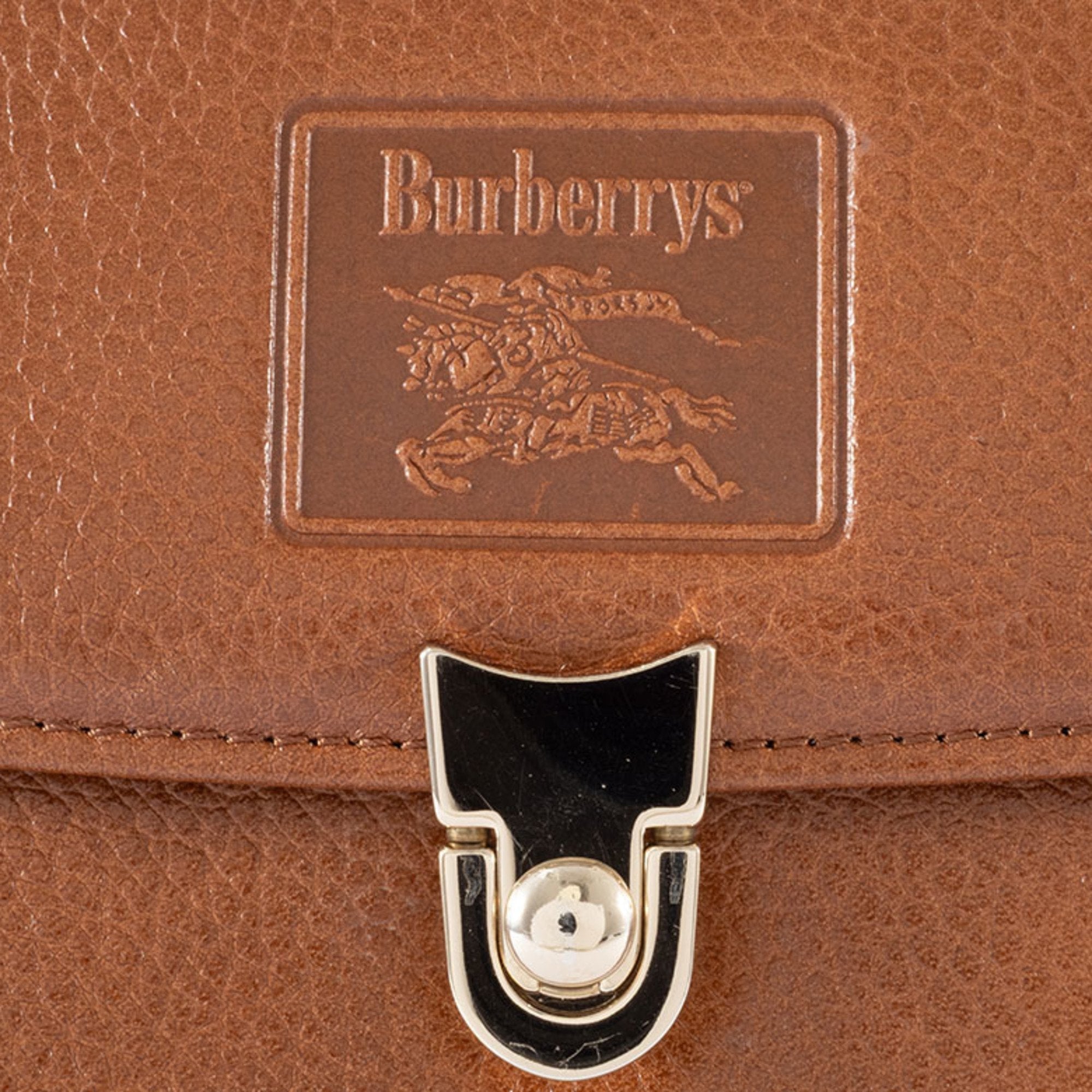 Burberry Burberrys Leather Handbag (Pre-Owned)