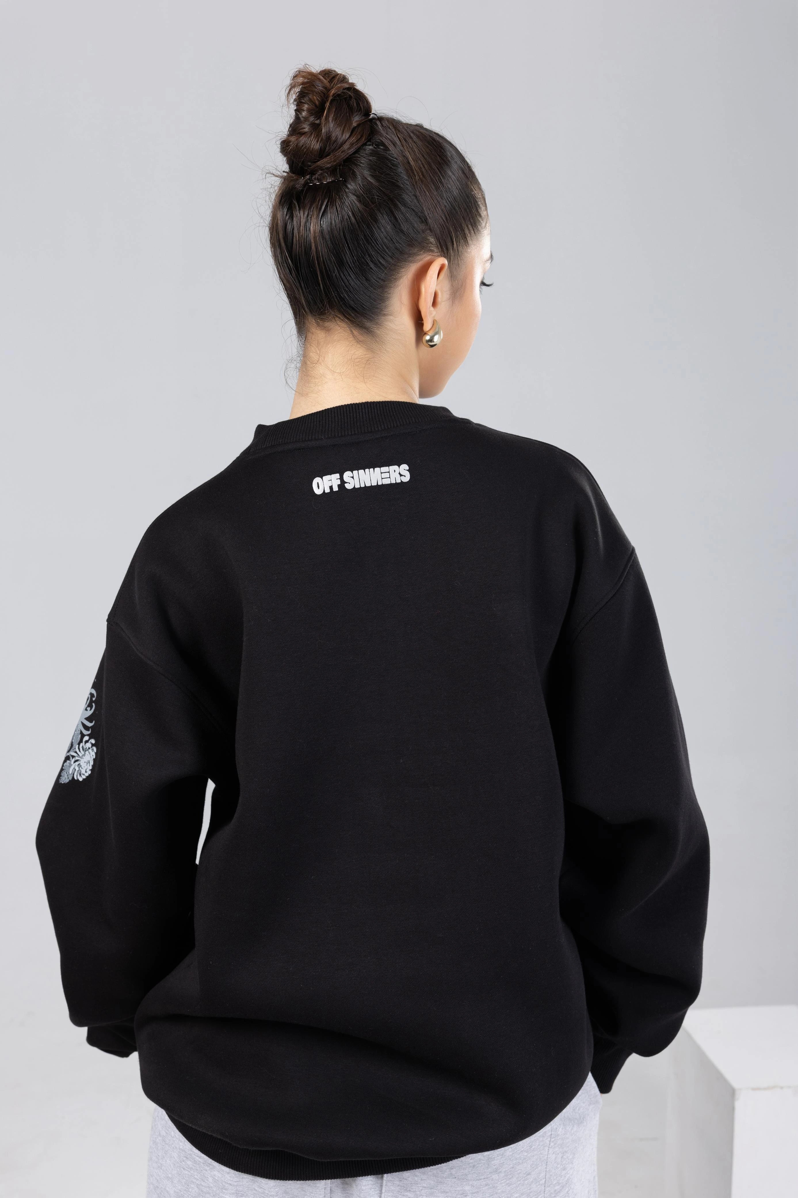 Black Sweatshirt - Midnight Hunt