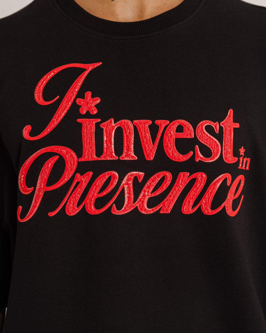 The Presence Tee - Black - Evrhood oversized typographic t-shirt