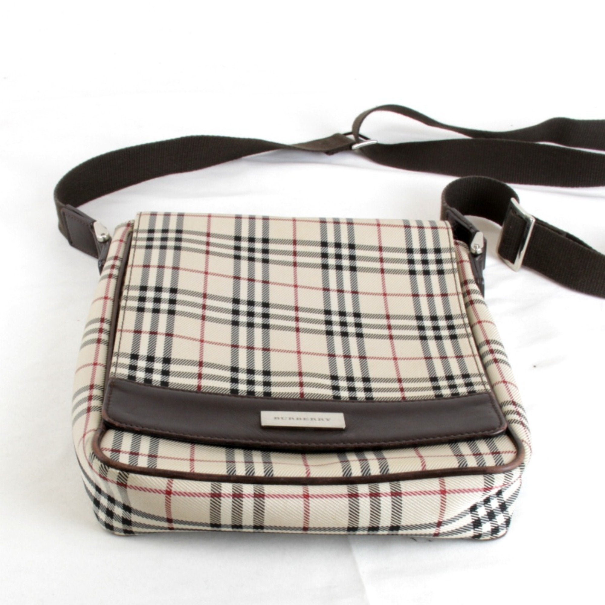 Burberry Canvas Leather Shoulder Bag (Pre-Owned)