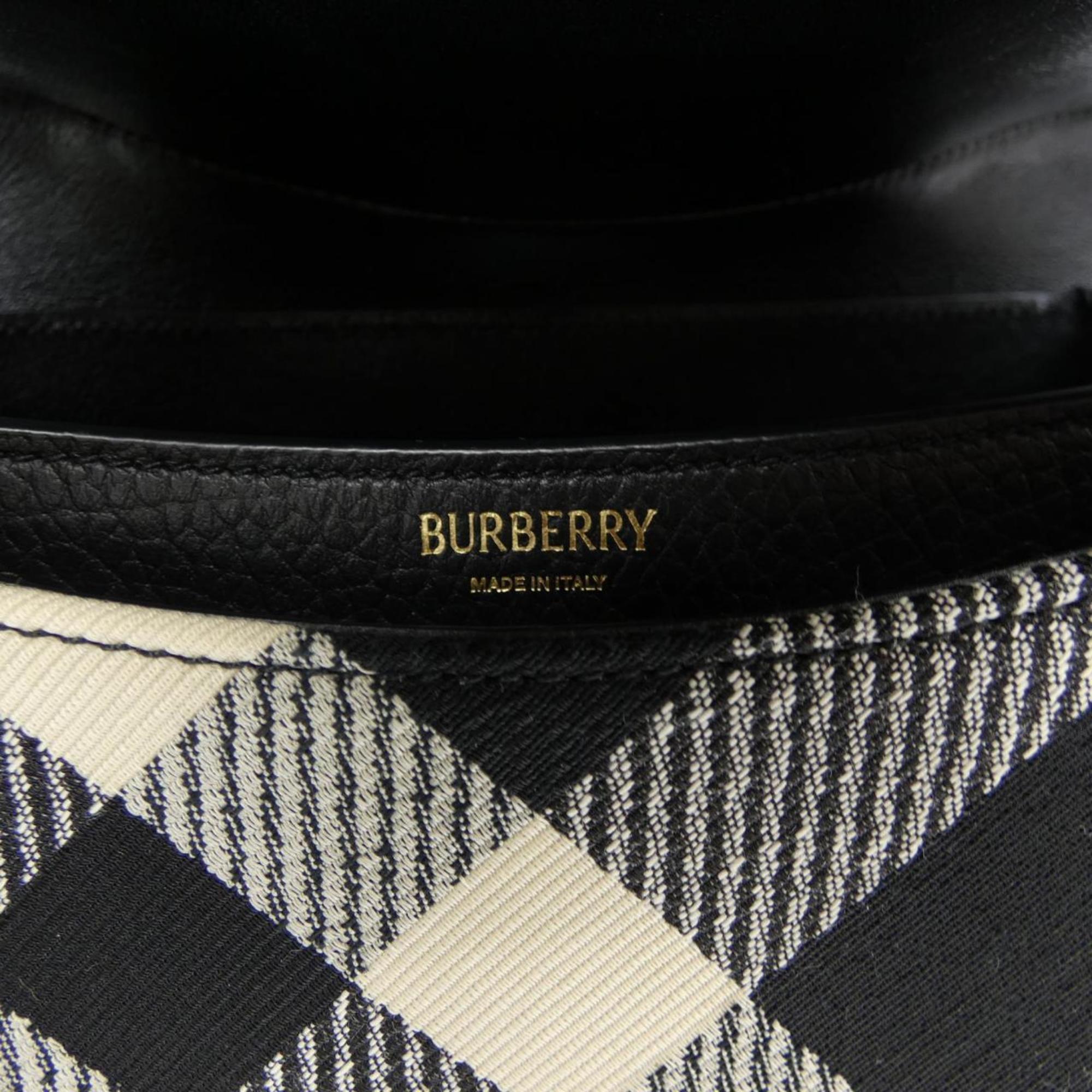 Burberry  Handbag (Pre-Owned)