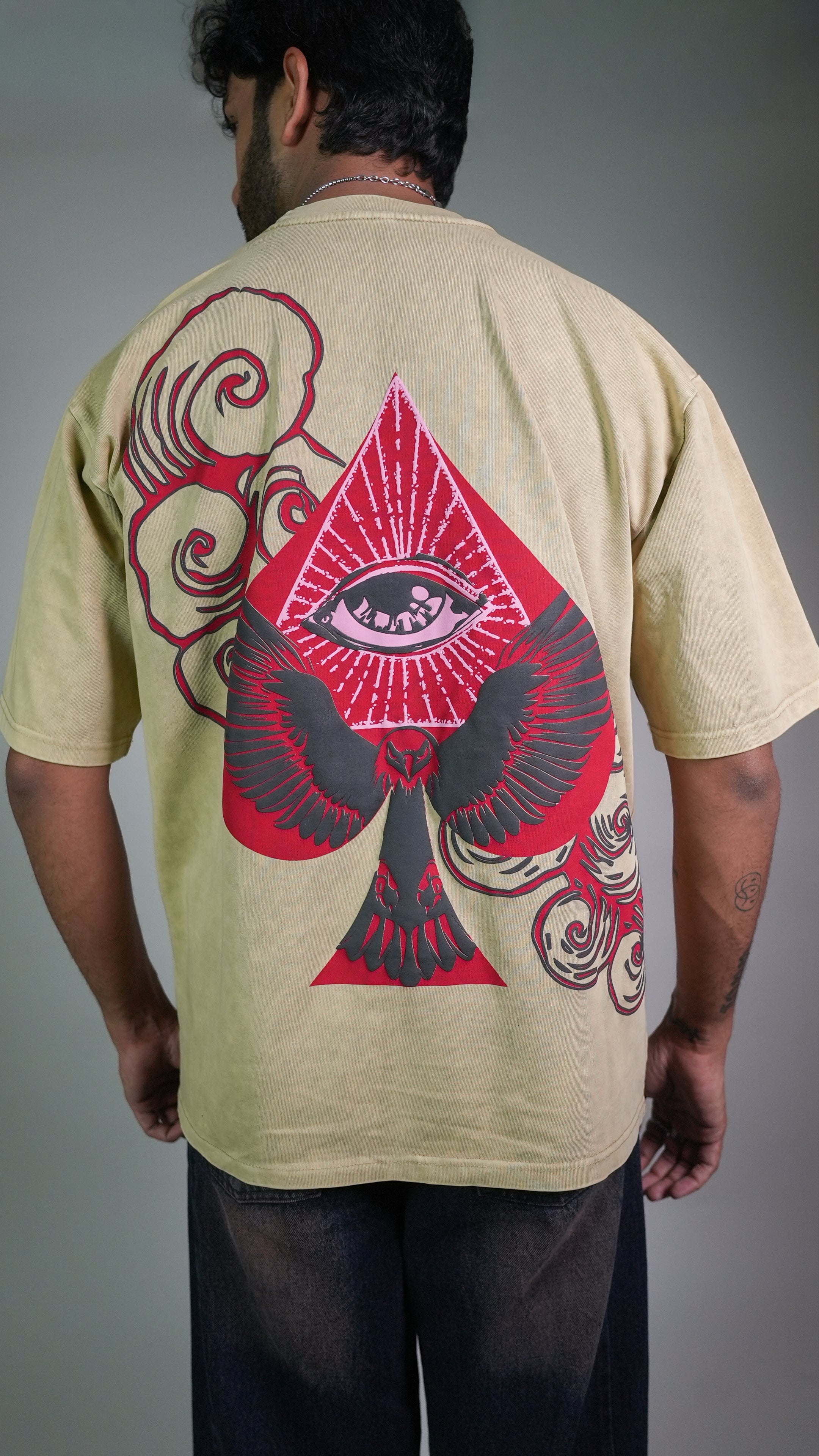 SPADE OF SECRETS BEIGE ACIDWASH MEN’S OVERSIZED T-SHIRT
