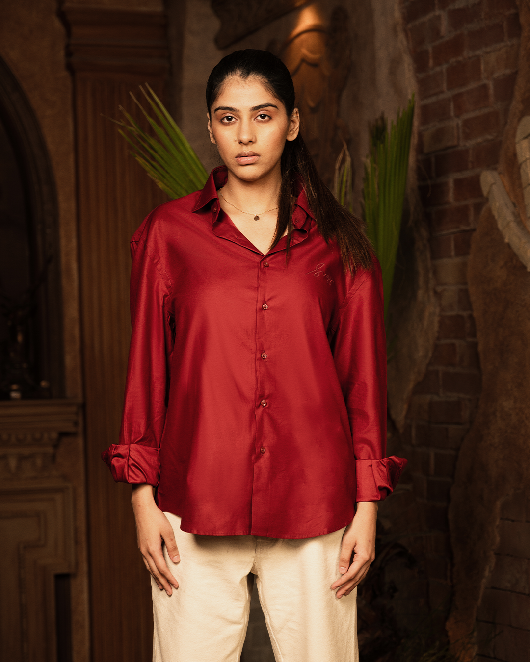 Sugga Solid Shirt In Red