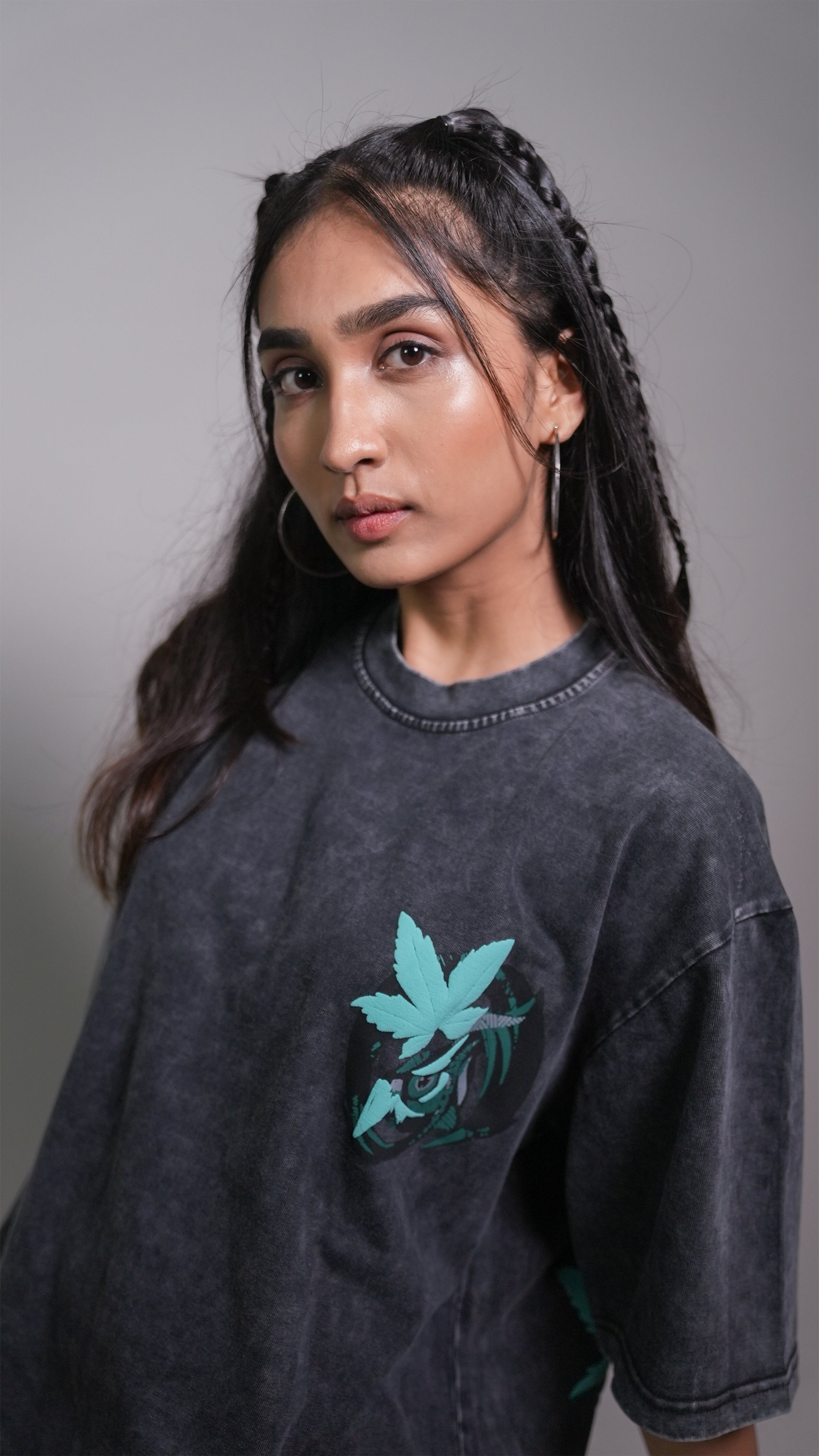 OWL VISION DARK GREY ACIDWASH WOMEN’S OVERSIZED T-SHIRT