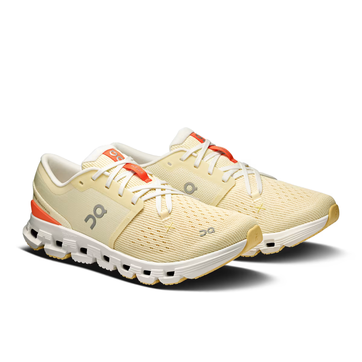 On Running Cloud X 4 Castor Flame (W)