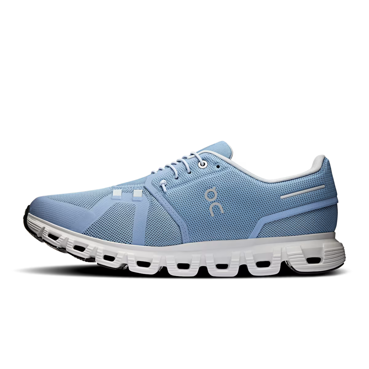 On Running Cloud 6 Chambray White