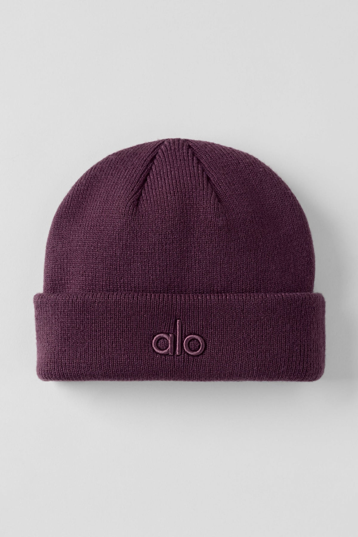 Alo Yoga Notable Beanie - Rich Bordeaux