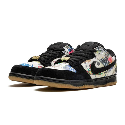 Nike SB Dunk Low
Supreme Rammellzee