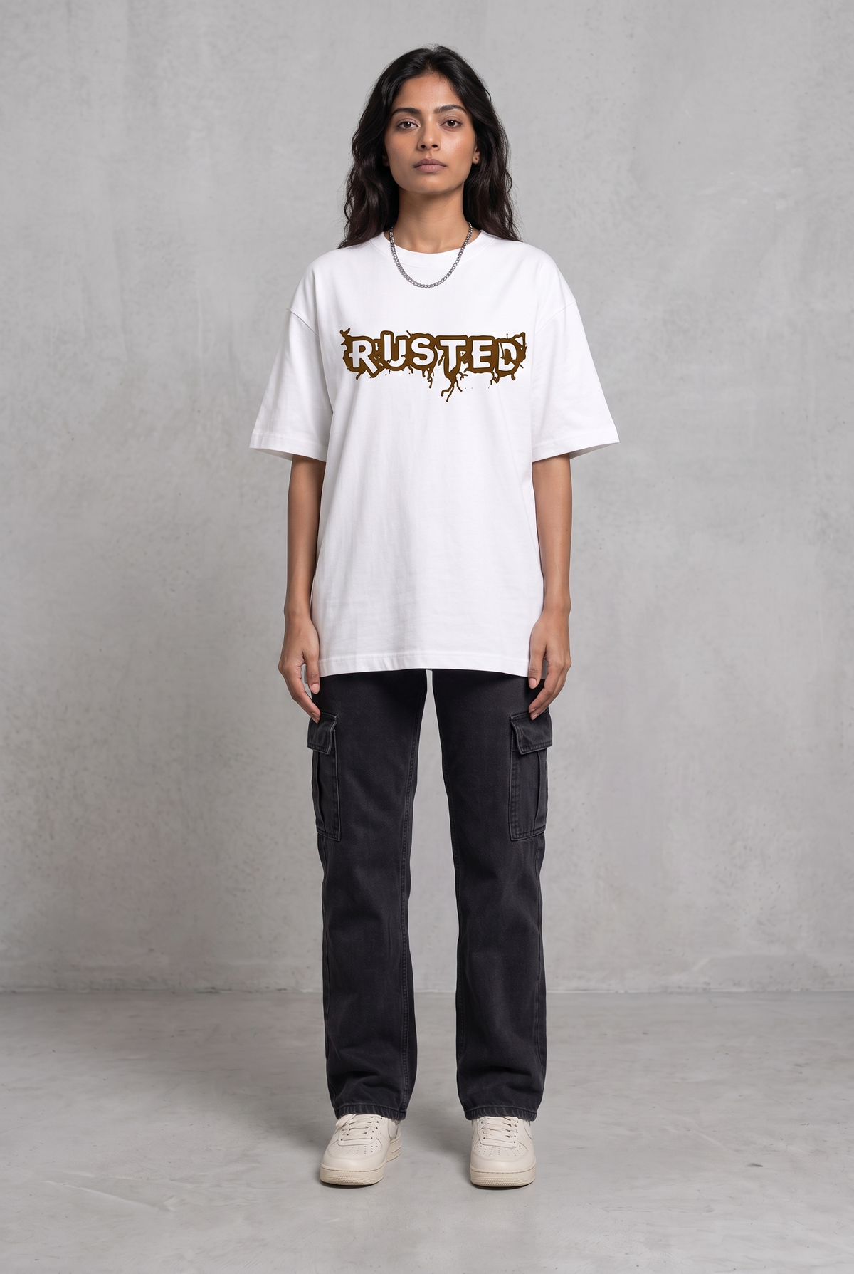 GRENADE WHITE WOMEN’S OVERSIZED T-SHIRT