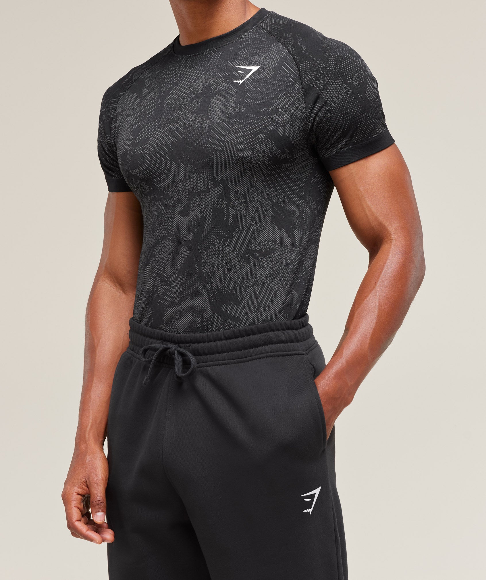 Geo Seamless T-Shirt