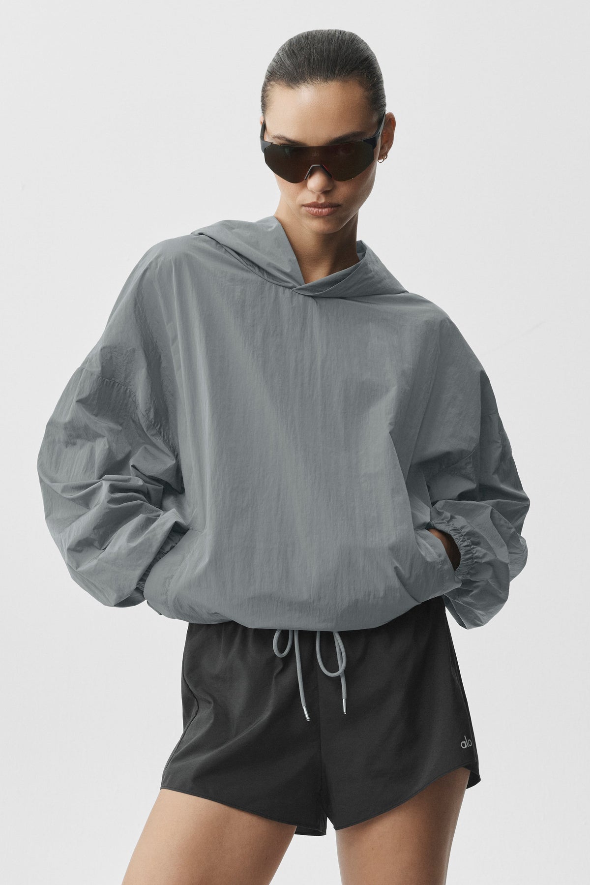Alo Yoga Axis Hooded Pullover - Monument