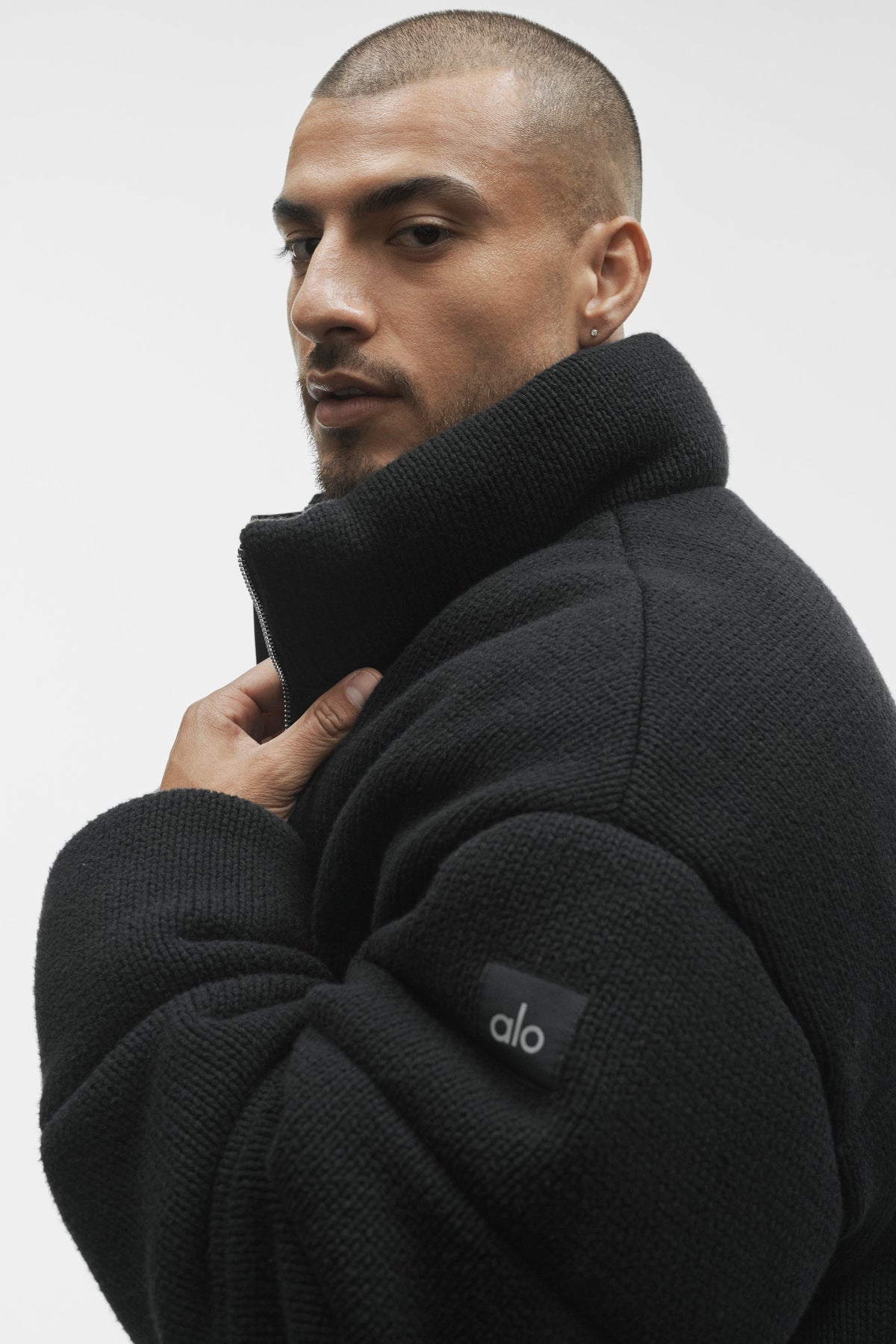 Alo Yoga Stage Sweater Puffer - Black