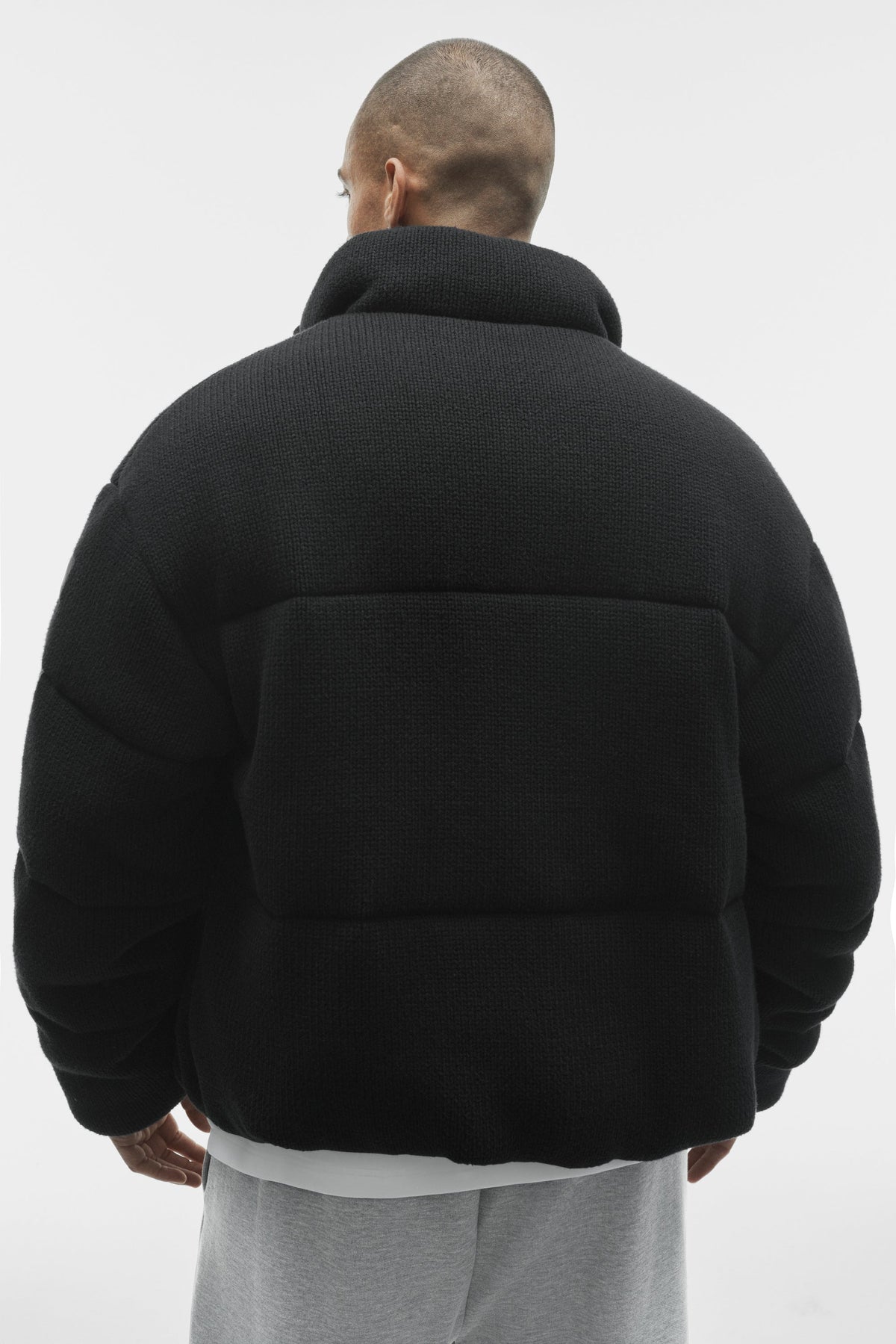 Alo Yoga Stage Sweater Puffer - Black