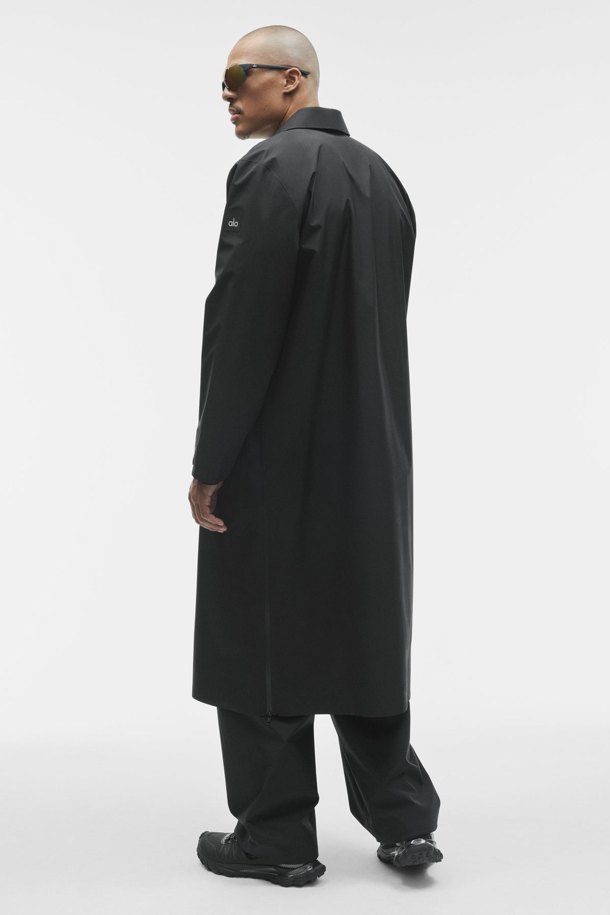 Alo Yoga Alpha Shell Long Coat - Black