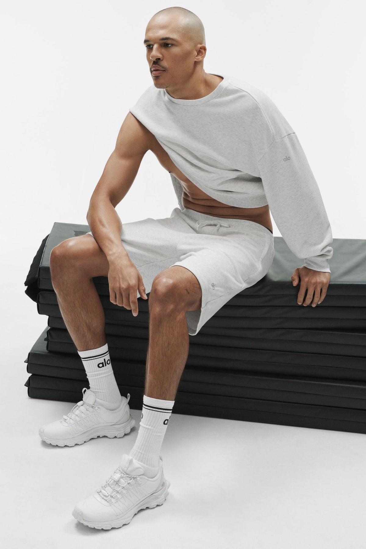 Alo Yoga Chill Short - White Heather