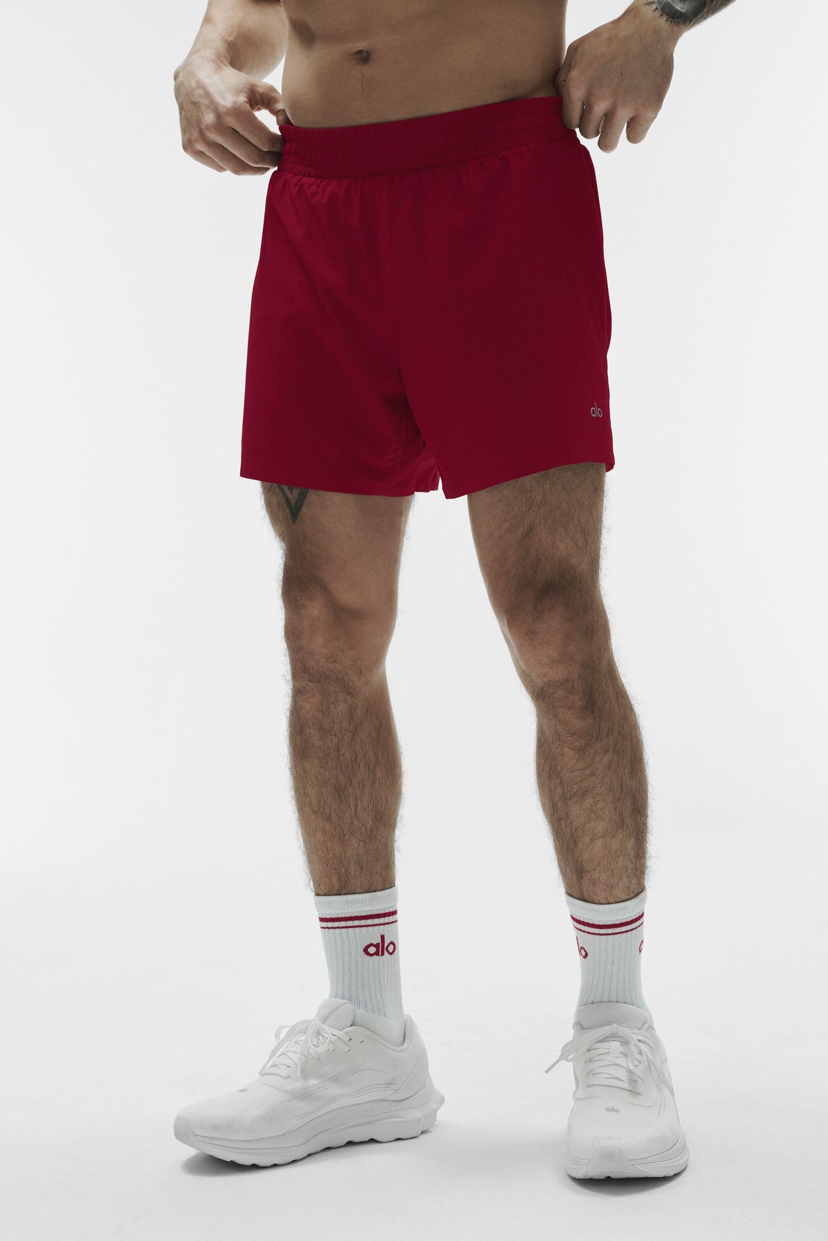 Alo Yoga 5" Adapt Running Short - Garnet