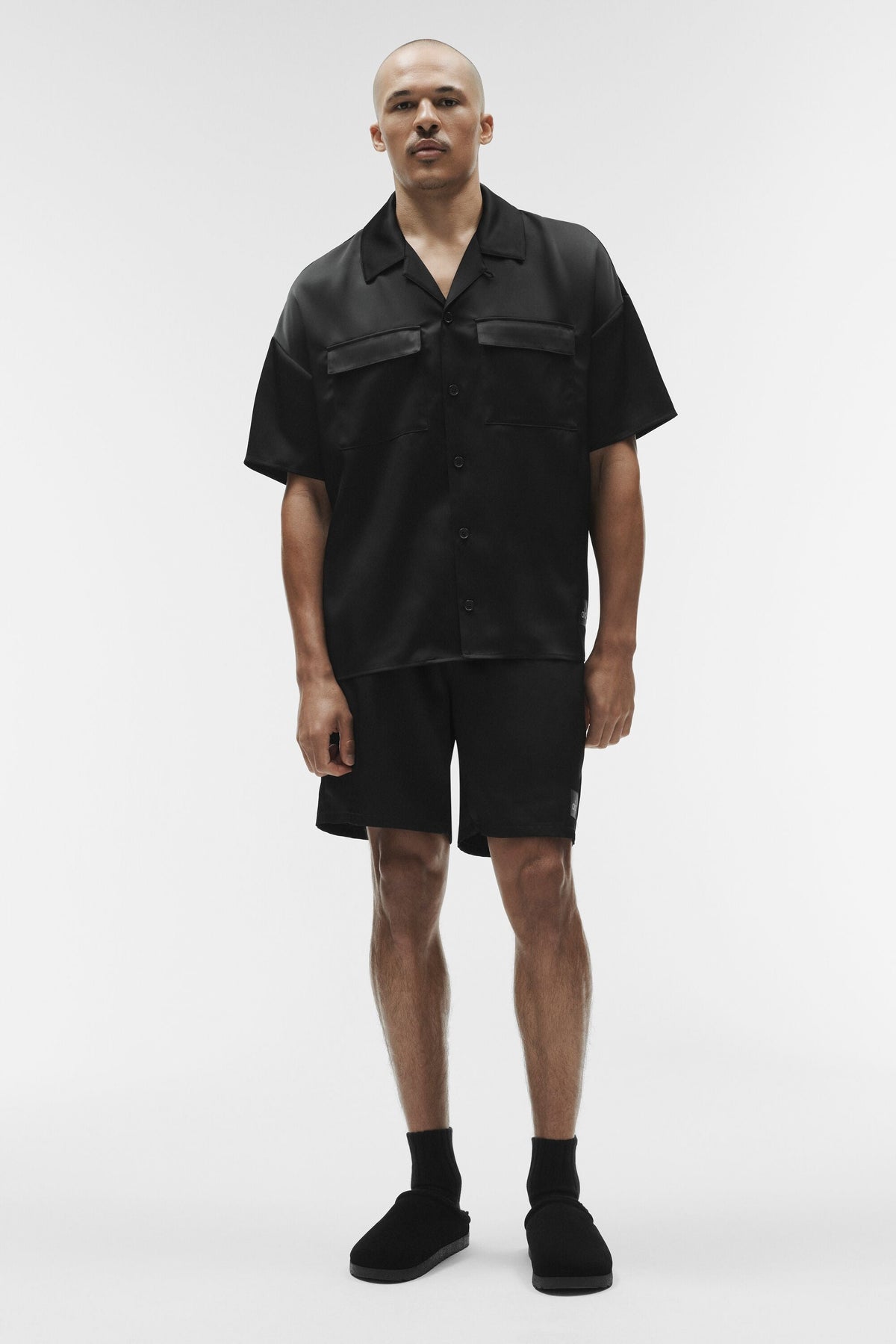 Alo Yoga 7" Satin Horizon Short - Black