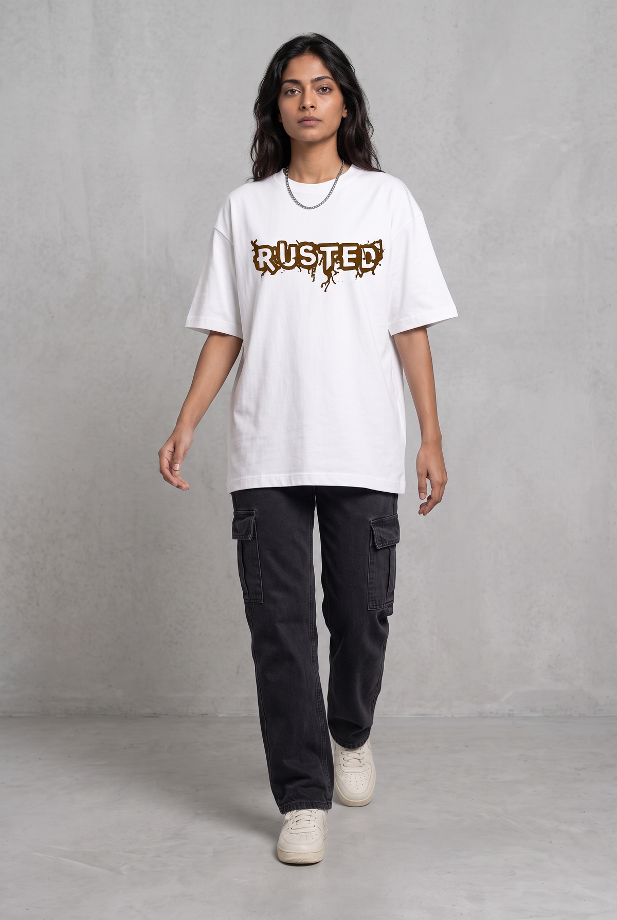 GRENADE WHITE WOMEN’S OVERSIZED T-SHIRT