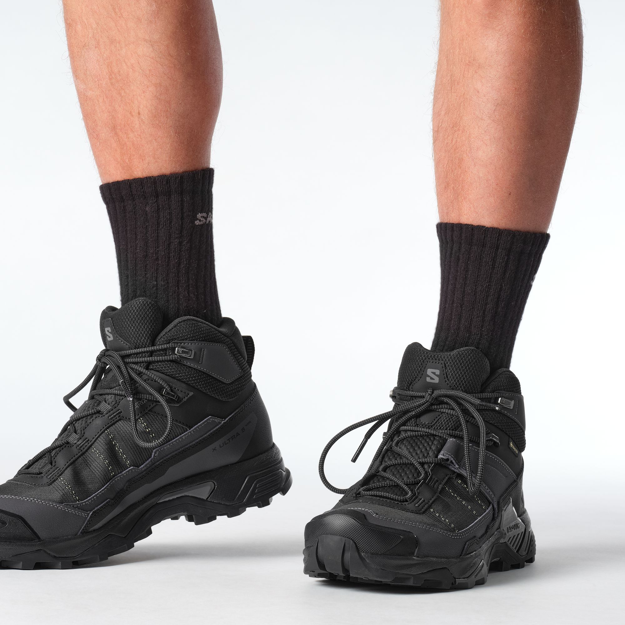 X ULTRA 5 MID WIDE GORE-TEX Black / Asphalt / Castlerock