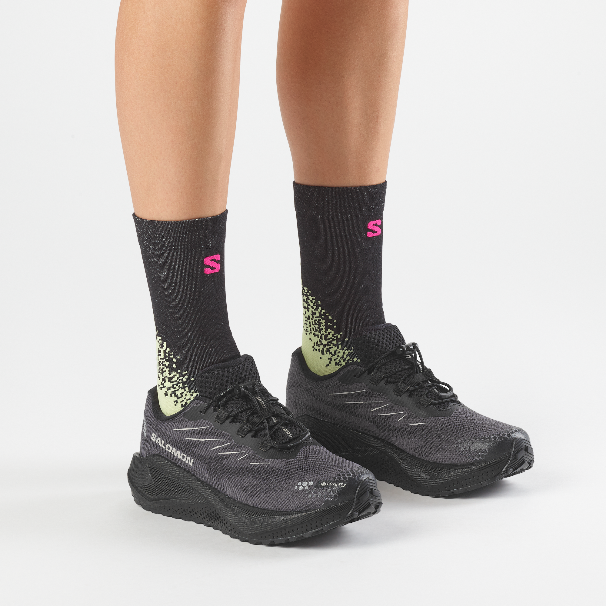 AERO BLAZE 4 GRVL GTX Black / Black / Paloma