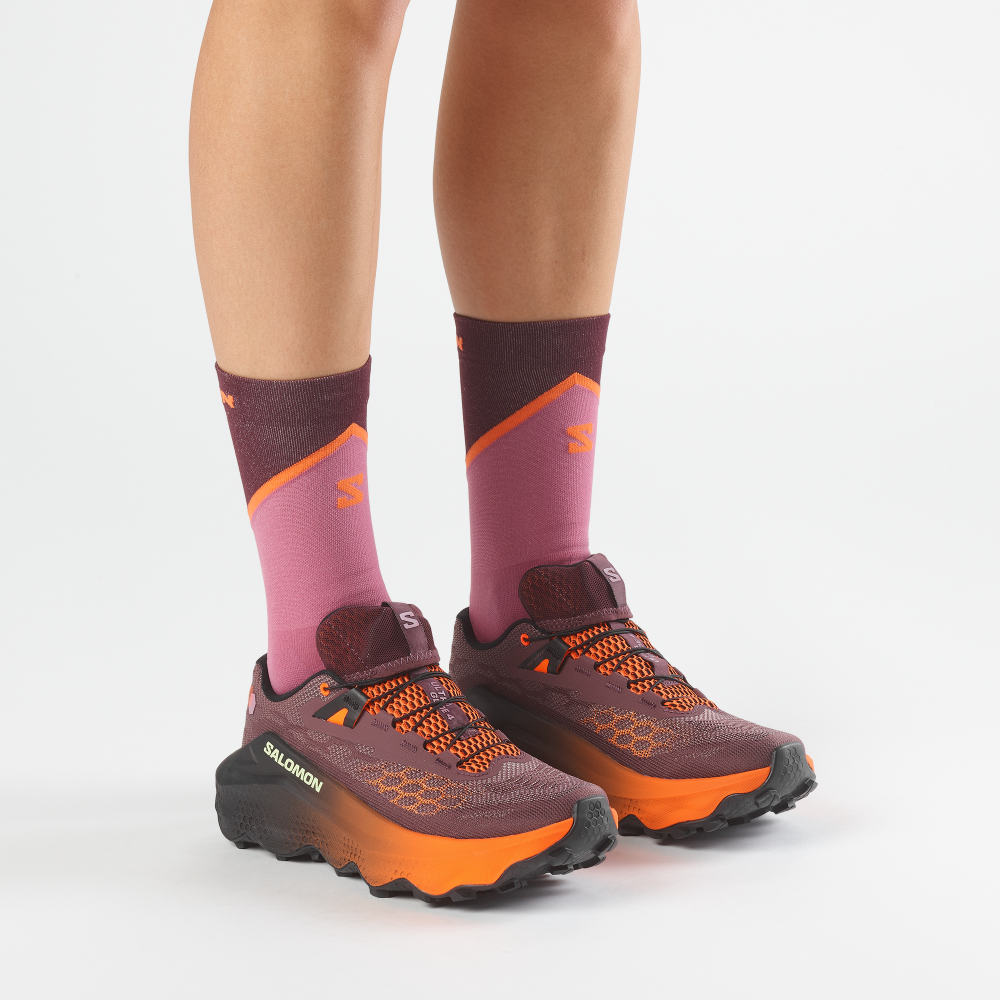 ULTRA GLIDE 4 Huckleberry / Black / Red Orange