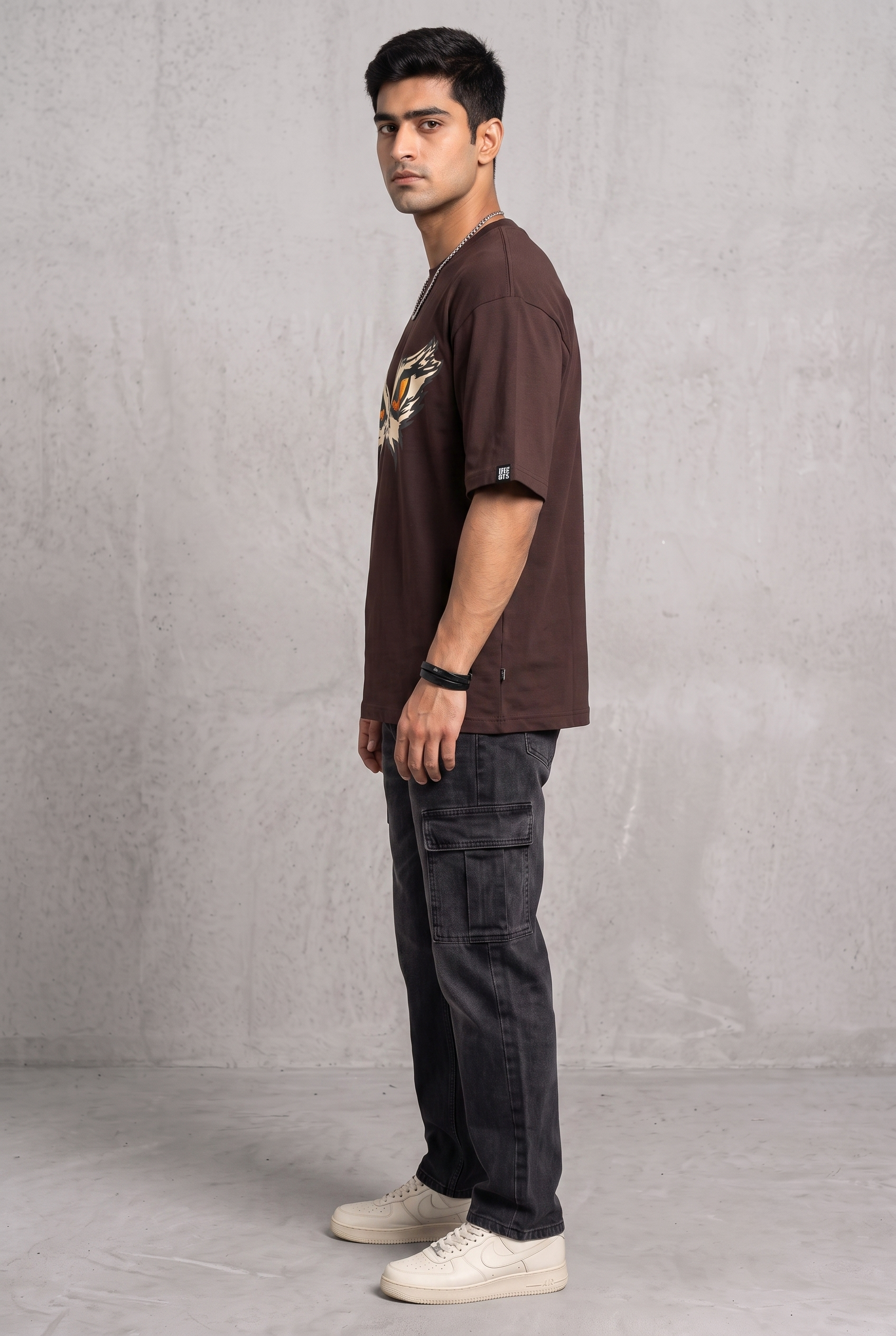 EAGLE EYE BROWN MEN’S OVERSIZED T-SHIRT
