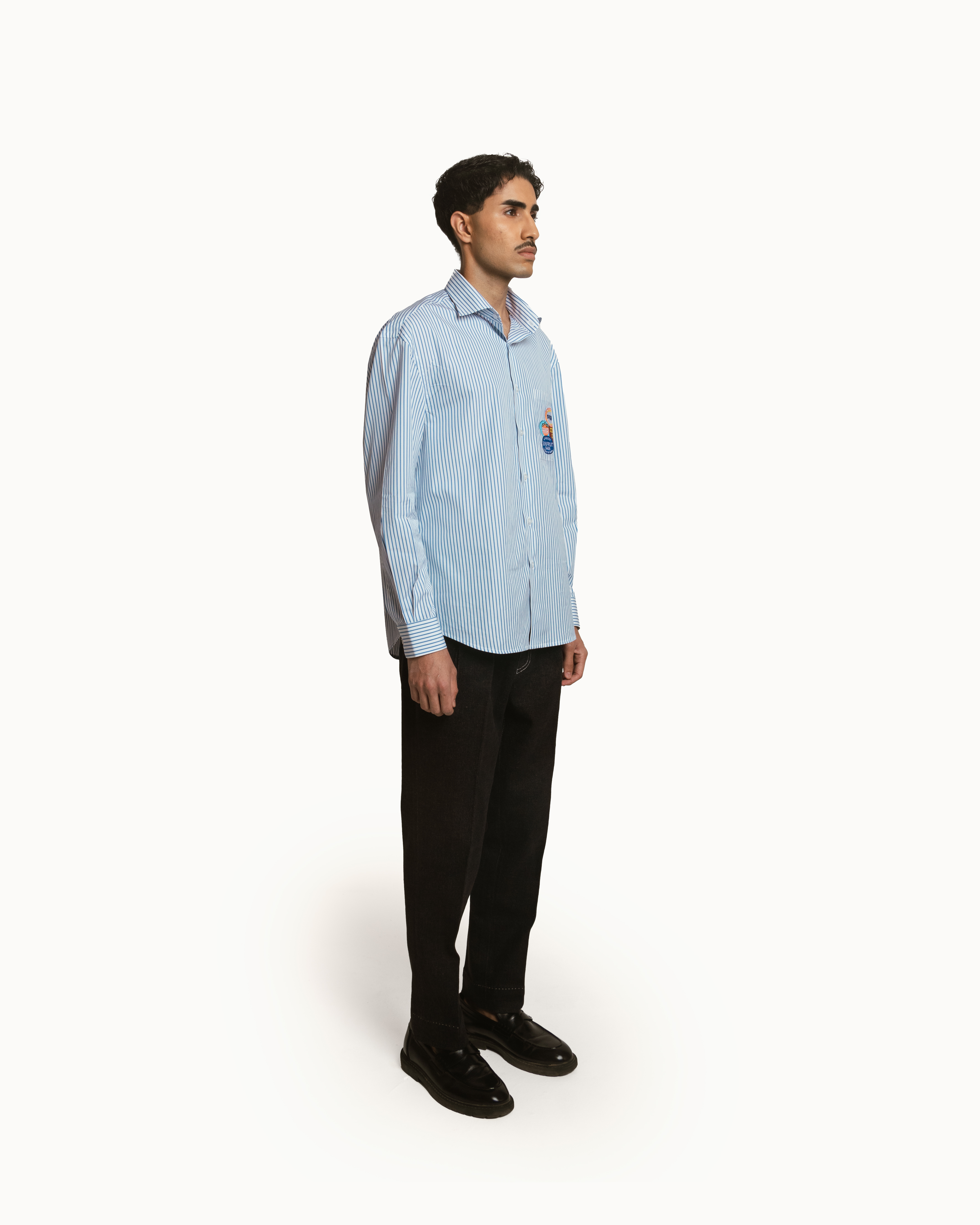 Sticker Patch Shirt In White Blue