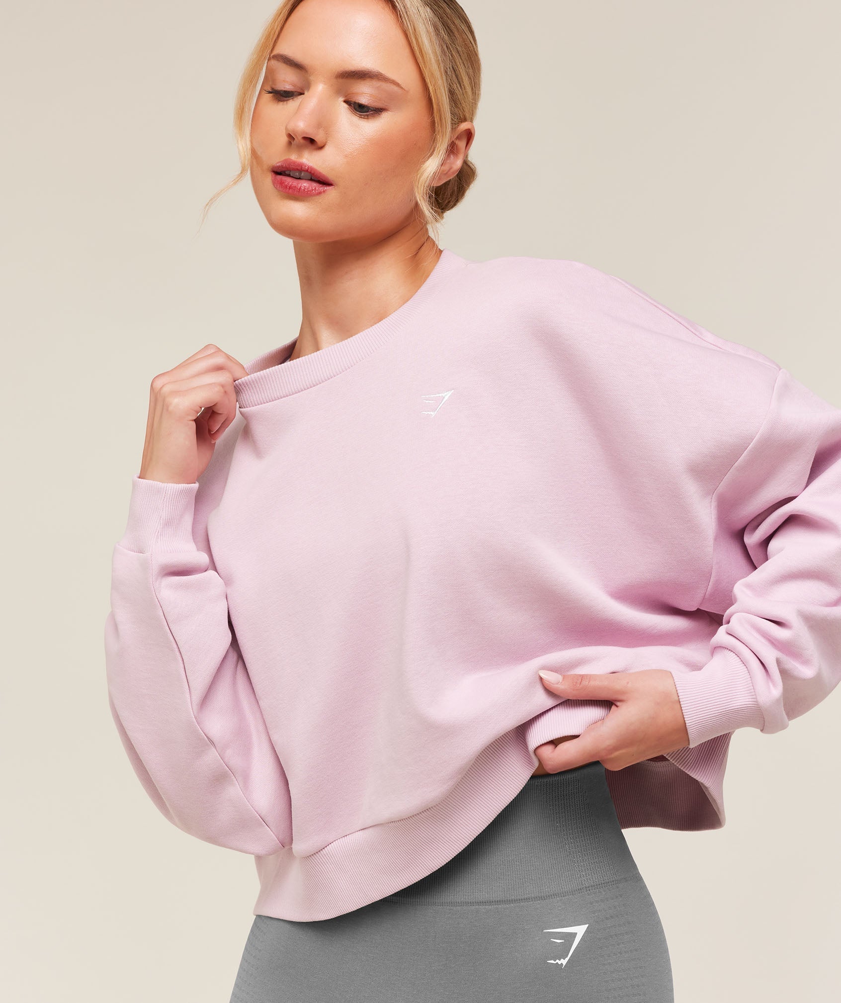 Training Oversized Boxy Sweatshirt